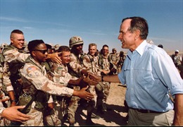 Nhìn lại Chiến tranh Vùng Vịnh 1990-1991-Kỳ 2: Âm mưu chiến lược của Mỹ